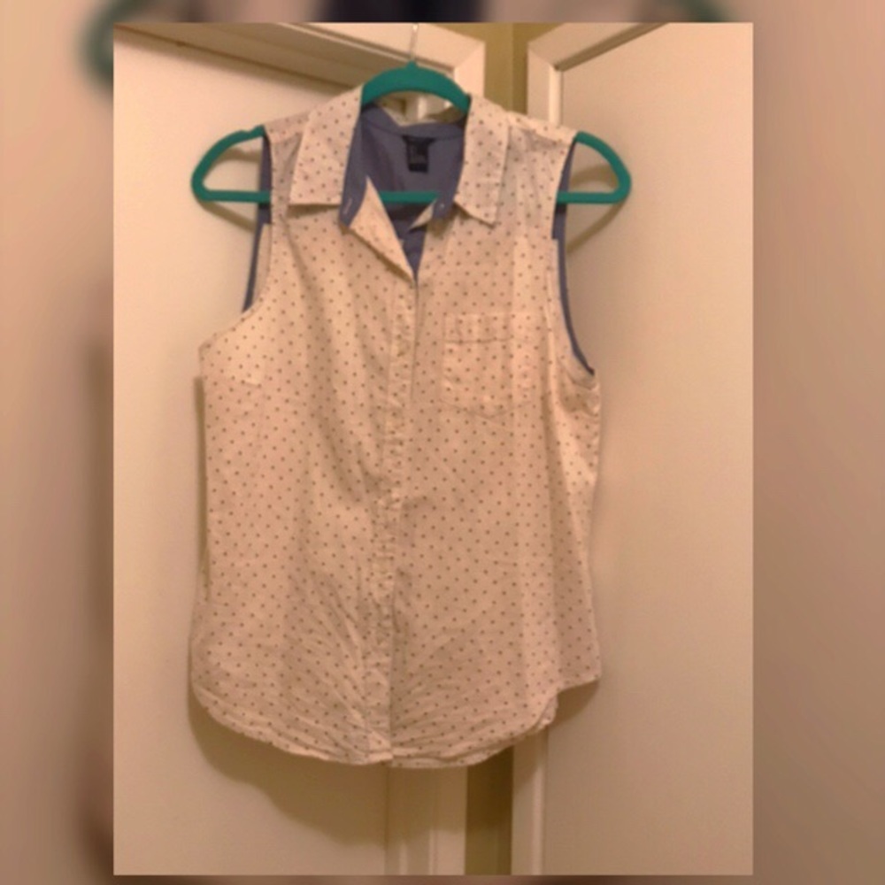 Forever 21 Polka Dot Sleeveless Shirt